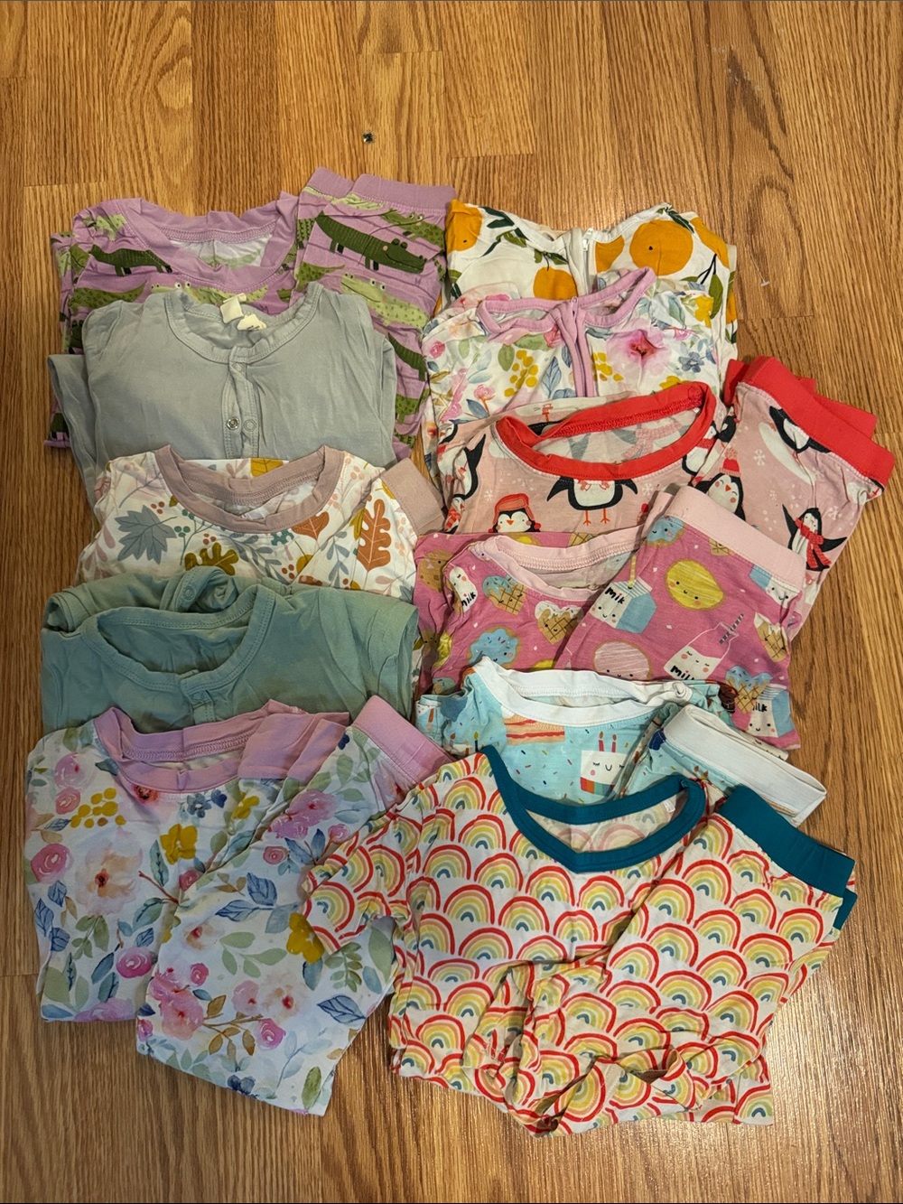11 pairs of bamboo pajamas size 6-12mo through 3T